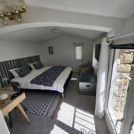 Les Pierres De Cezaire Otel Saint-Cézaire-sur-Siagne Dış mekan fotoğraf