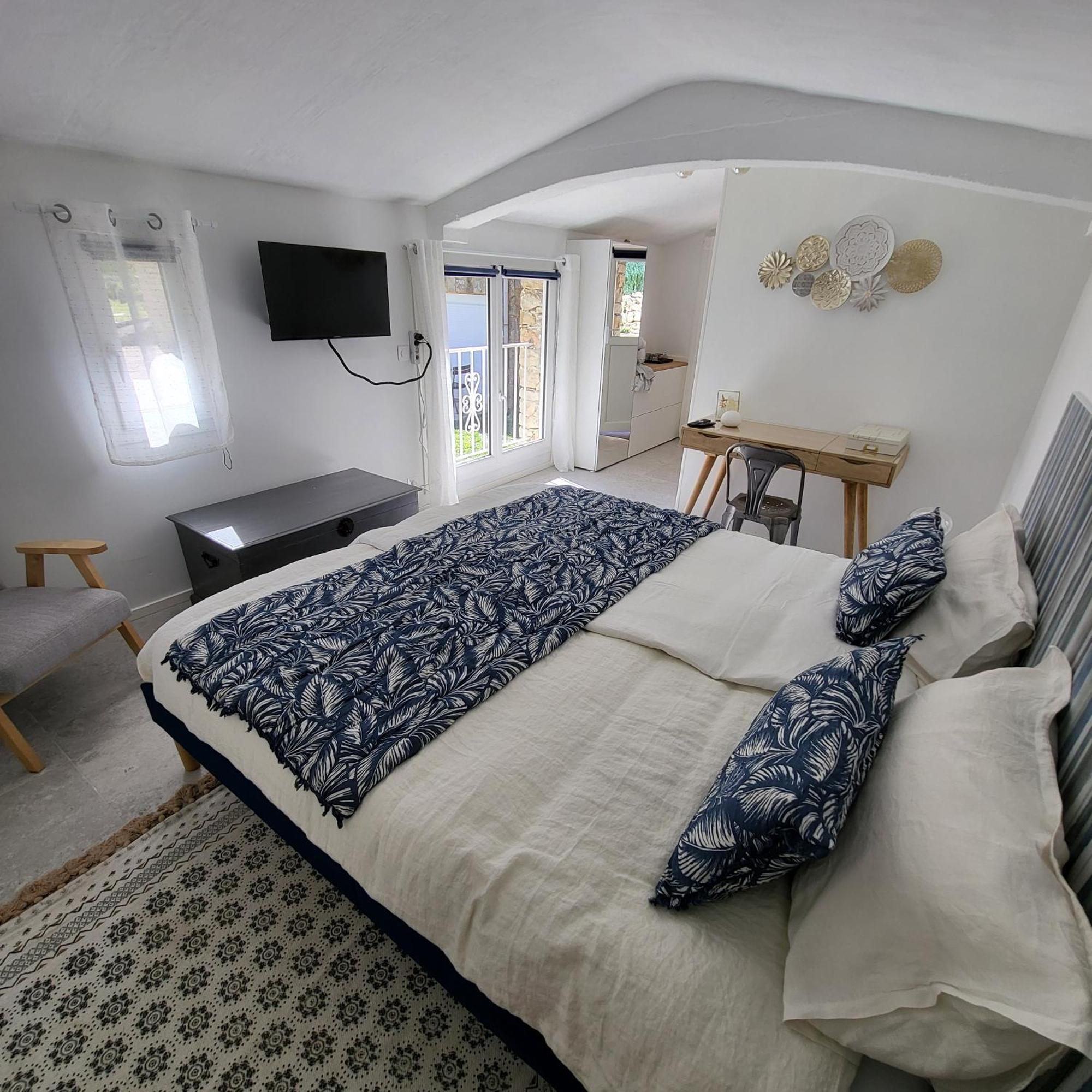 Les Pierres De Cezaire Otel Saint-Cézaire-sur-Siagne Dış mekan fotoğraf