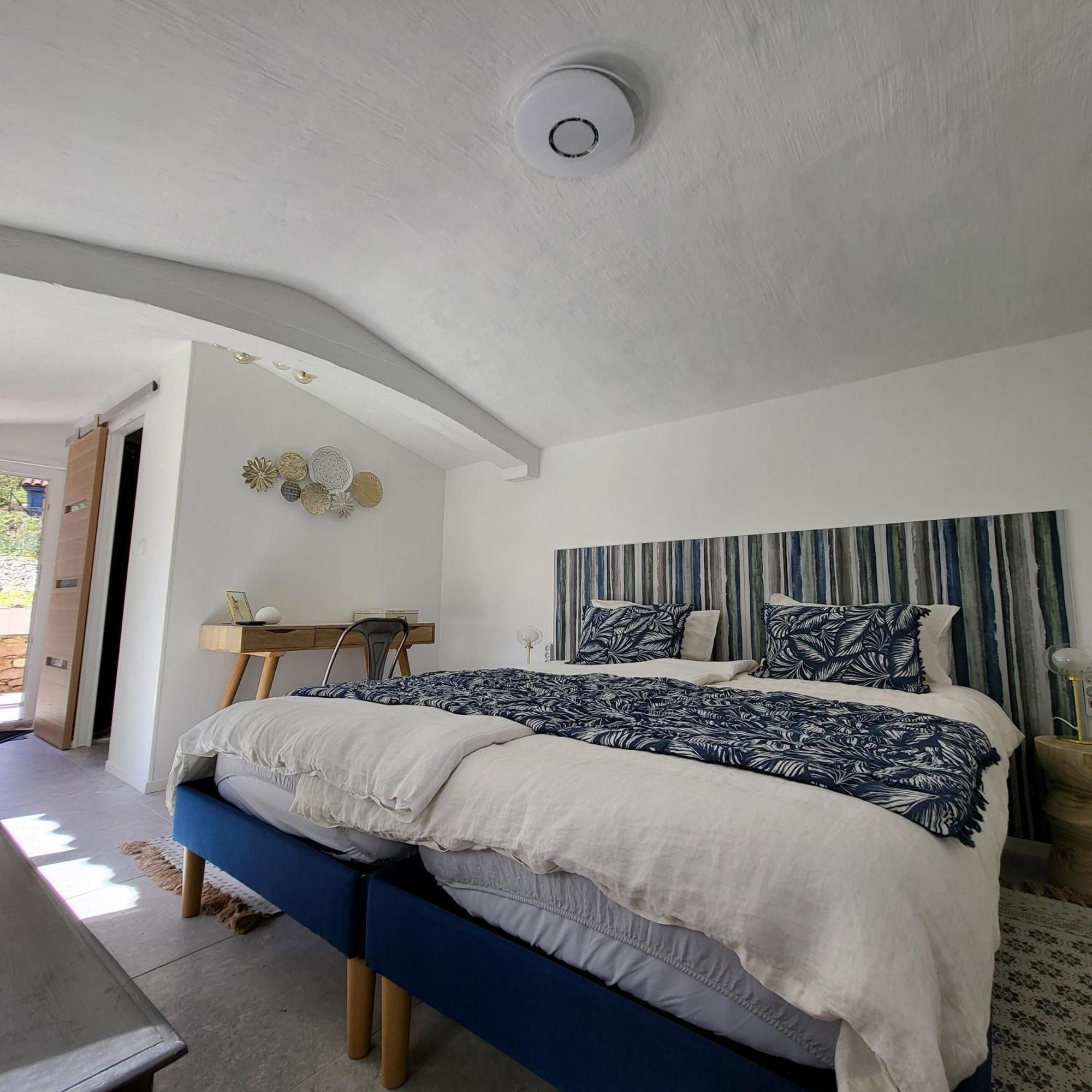 Les Pierres De Cezaire Otel Saint-Cézaire-sur-Siagne Dış mekan fotoğraf