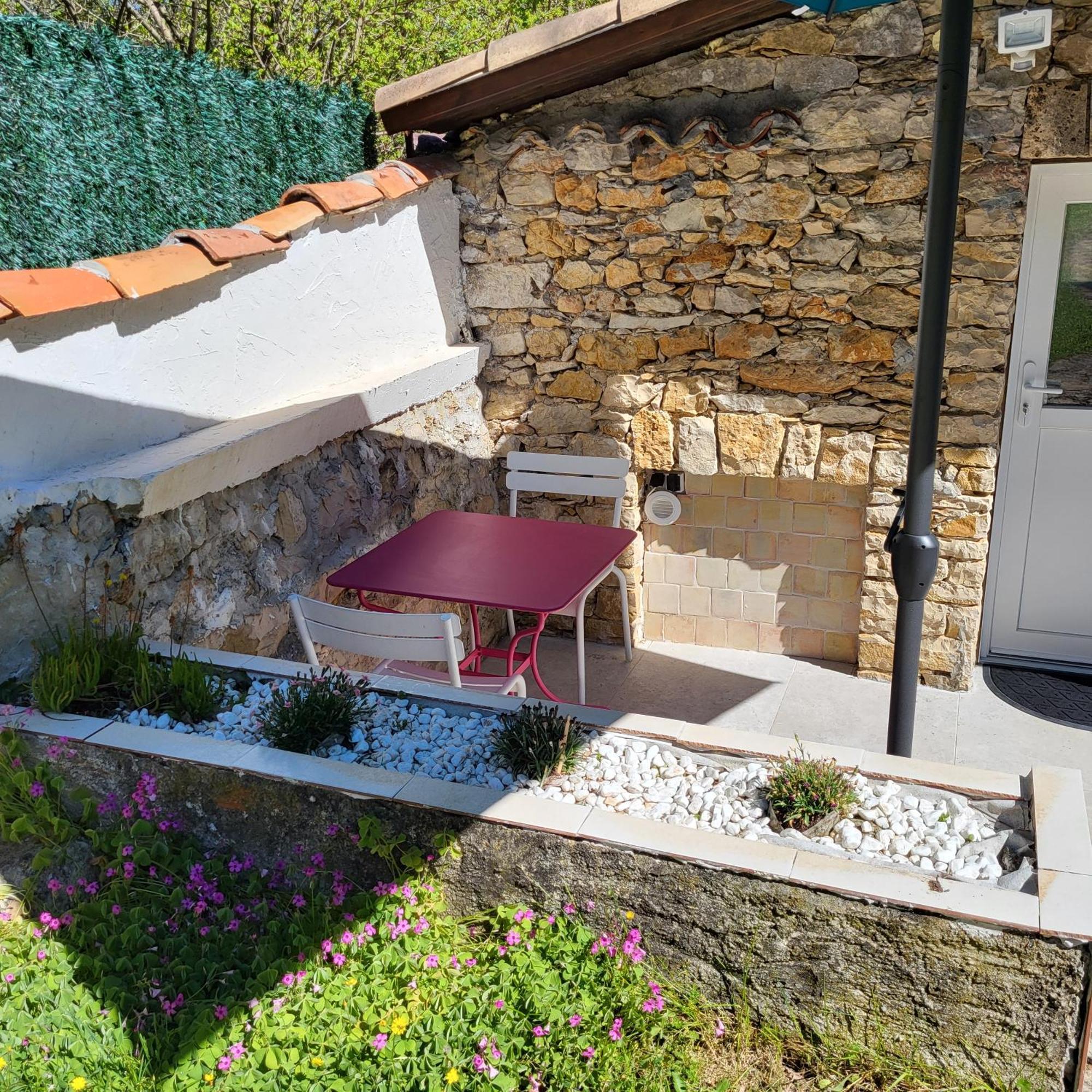 Les Pierres De Cezaire Otel Saint-Cézaire-sur-Siagne Dış mekan fotoğraf